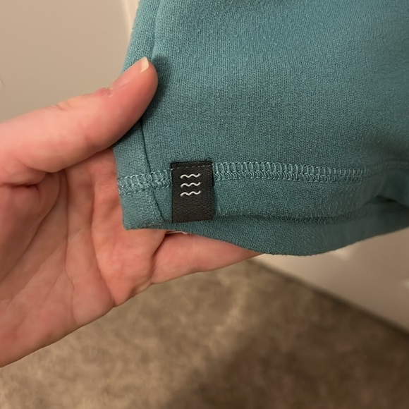 Free Fly Pullover - Picture 3 of 8